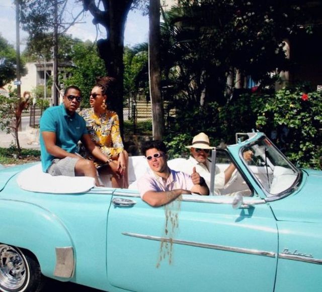 Фотошоп со звездами, который заставит вас улыбнуться (29 фото)