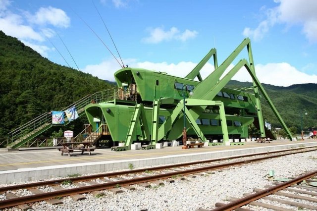 Шедевральный дизайн, который мало кто понял (15 фото)